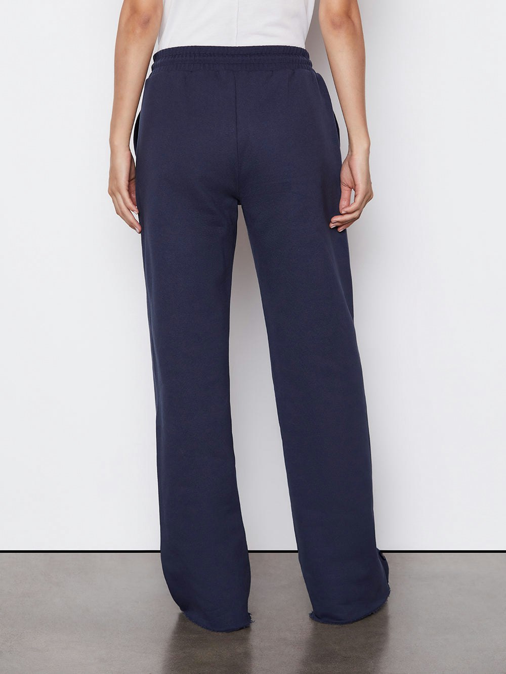 pants back view alt:fit2